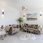 아파트 Carmen - Luxury 2-bedroom - Downtown *